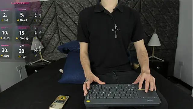 DemonFoxx online show from June 2026 12:06:02 PM