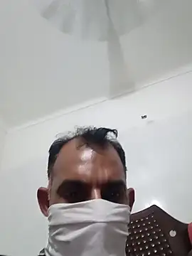 jiglu007 online show from April 2026 05:37:01 PM