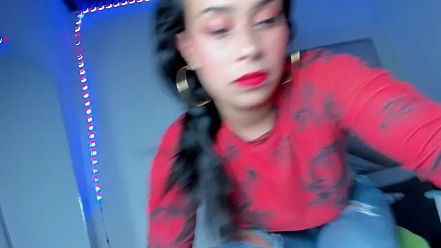 Valentina js online show from June 2026 08:17:02 PM