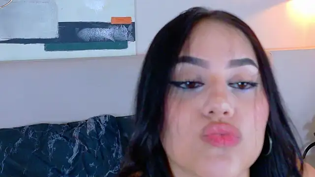 CuteWofy  online show from May 2026 06:51:02 PM