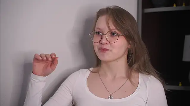 MarisaPuent online show from April 2026 04:37:01 AM