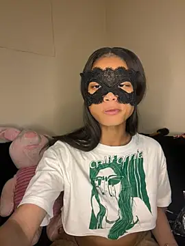 PEACHWAV3 online show from May 2026 05:31:02 PM