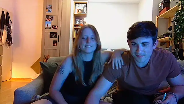 Goldensummar online show from April 2026 09:10:01 PM