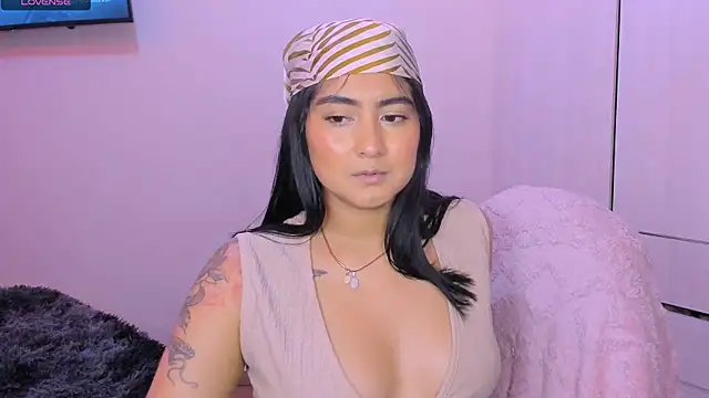 ViolettaKai online show from May 2026 10:31:01 PM