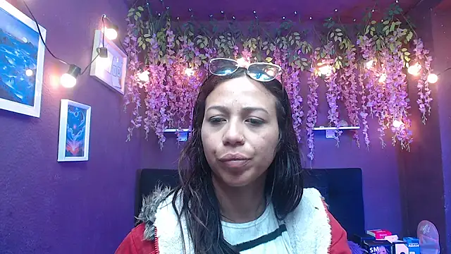 Snapshot of monik299 chatting on May 2026 12:57:01 PM monik299 online show from May 2026 12:57:01 PM