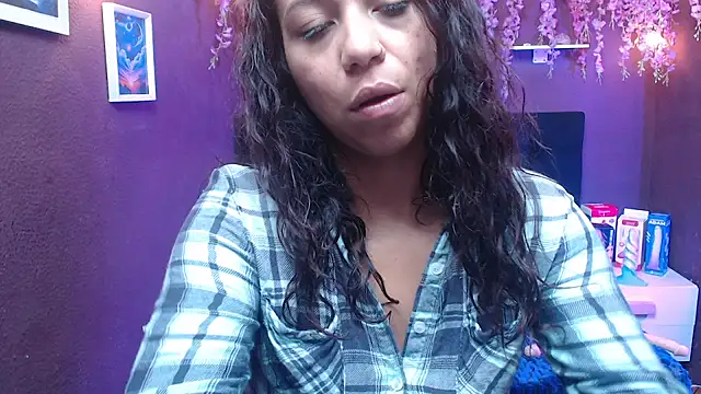 Snapshot of monik299 chatting on April 2026 01:09:02 PM monik299 online show from April 2026 01:09:02 PM