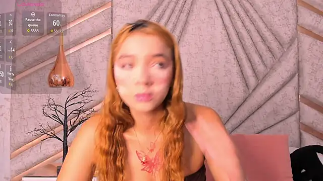 Snapshot of SamaanthaMiller chatting on May 2026 09:01:02 PM SamaanthaMiller online show from May 2026 09:01:02 PM