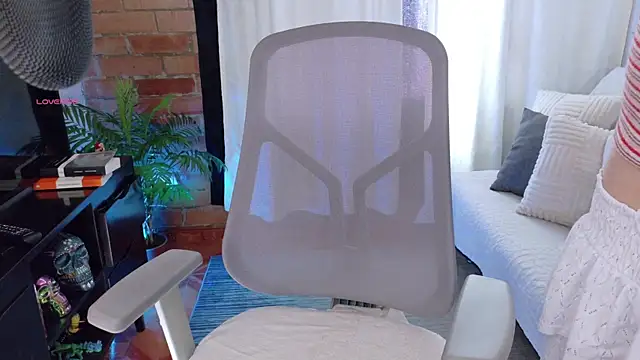 MissBronte online show from July 2026 04:37:02 PM