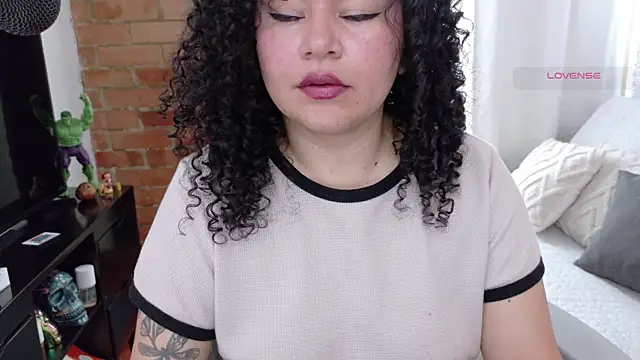 MissBronte online show from May 2026 03:44:02 PM