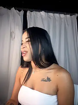Snapshot of EmmaExoticaXXX chatting on June 2026 09:16:01 PM EmmaExoticaXXX online show from June 2026 09:16:01 PM