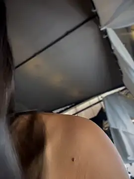 Snapshot of EmmaExoticaXXX chatting on July 2026 09:33:02 PM EmmaExoticaXXX online show from July 2026 09:33:02 PM