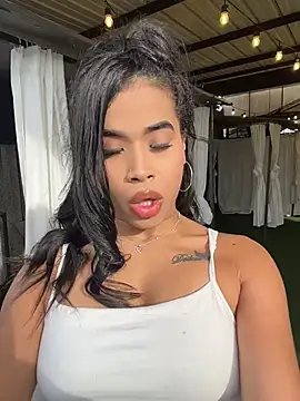 EmmaExoticaXXX online show from May 2026 09:31:02 PM
