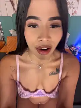 EmmaExoticaXXX online show from May 2026 09:35:02 PM