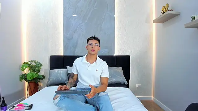 Alan Salazar online show from May 2026 05:34:02 PM