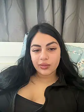 LilyLovell online show from April 2026 11:40:02 AM