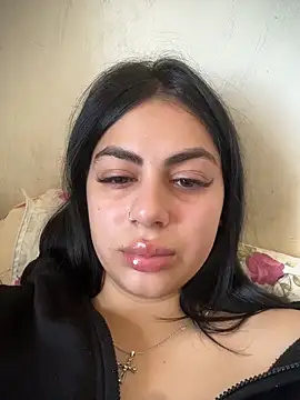 LilyLovell online show from April 2026 11:47:01 AM