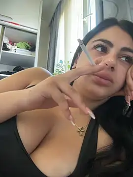 LilyLovell online show from May 2026 09:15:02 AM