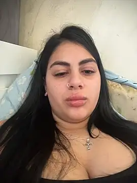 LilyLovell online show from May 2026 11:02:01 AM