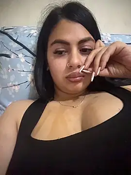 LilyLovell online show from May 2026 08:44:02 PM