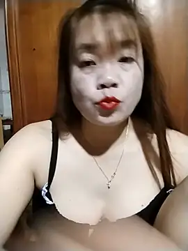 Squirt107 online show from June 2026 01:33:02 PM