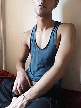 Snapshot of skinny_raj chatting on June 2026 09:15:01 AM skinny raj online show from June 2026 09:15:01 AM