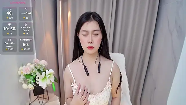 Luna-xinxin online show from April 2026 10:01:01 PM