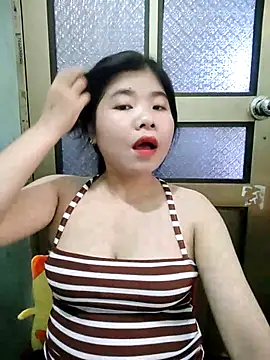 Snapshot of Ayti01 chatting on May 2026 05:38:02 AM Ayti01 online show from May 2026 05:38:02 AM