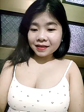 Snapshot of Ayti01 chatting on May 2026 06:28:01 AM Ayti01 online show from May 2026 06:28:01 AM