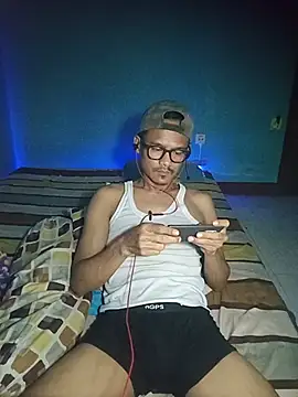Snapshot of ZONK_BOY69 chatting on July 2026 03:33:02 PM ZONK BOY69 online show from July 2026 03:33:02 PM