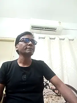 VENOM QUEEN online show from May 2026 01:47:02 PM
