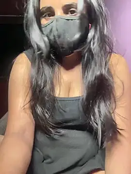 itssofi20 online show from April 2026 06:27:02 PM