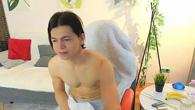 ItachiKage online show from April 2026 06:48:01 AM