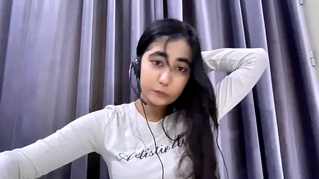 Sandanitalla online show from April 2026 12:20:01 PM