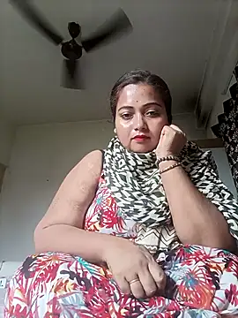 LUNA QUEEN95 online show from April 2026 10:17:02 AM