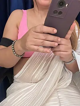 Naughty-Shreenn online show from April 2026 08:02:01 PM