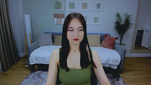 JulietteMonli online show from June 2026 10:32:01 AM