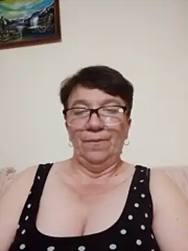 Snapshot of KetQueen101 chatting on June 2026 08:58:01 PM KetQueen101 online show from June 2026 08:58:01 PM