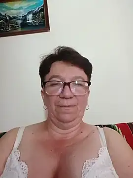 Snapshot of KetQueen101 chatting on June 2026 07:28:02 AM KetQueen101 online show from June 2026 07:28:02 AM