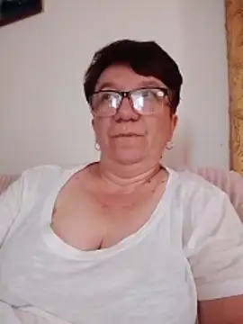 Snapshot of KetQueen101 chatting on June 2026 01:01:02 PM KetQueen101 online show from June 2026 01:01:02 PM
