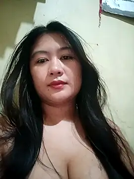 Rosejean online show from April 2026 06:31:02 PM