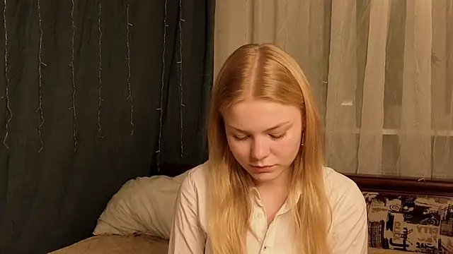 LavonaMadlem online show from May 2026 09:13:01 PM
