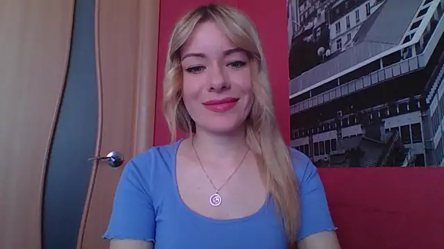 Softy Aura  online show from May 2026 10:18:02 AM