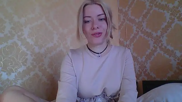 Snapshot of Softy_Aura_ chatting on July 2026 09:49:01 AM Softy Aura online show from July 2026 09:49:01 AM