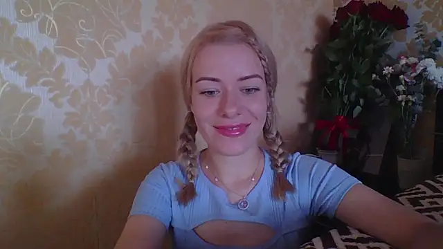 Snapshot of Softy_Aura_ chatting on July 2026 10:55:02 AM Softy Aura online show from July 2026 10:55:02 AM