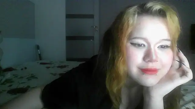 Amanda Mia  online show from July 2026 05:13:01 PM