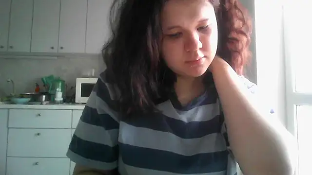 Amanda Mia  online show from May 2026 08:32:02 AM