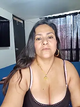roxana sexy 2026 online show from May 2026 05:20:02 PM