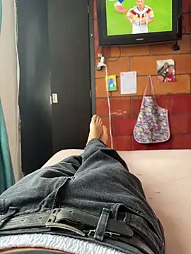 fresdyhot online show from June 2026 06:20:02 PM