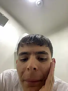 fresdyhot online show from July 2026 08:28:02 PM