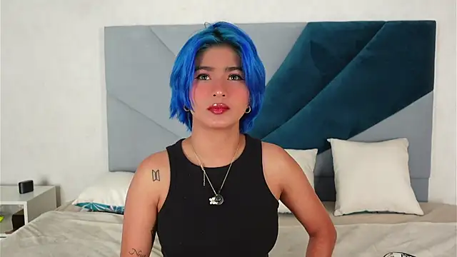Sky Riyoo online show from May 2026 04:39:02 AM